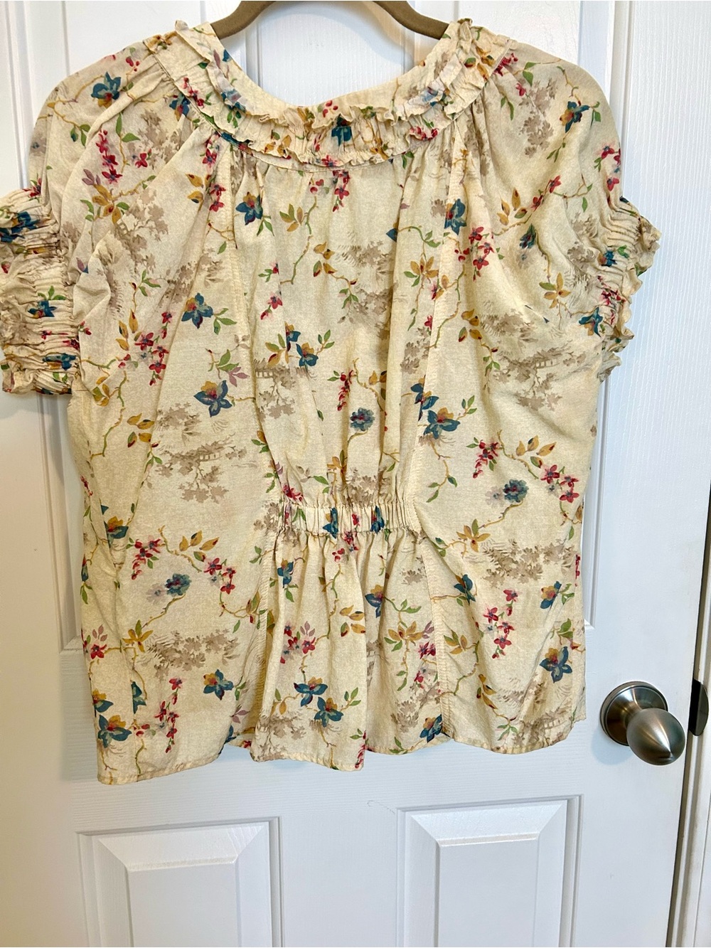 Pilcro Cream Floral Ruffle Blouse - Picture 6 of 9